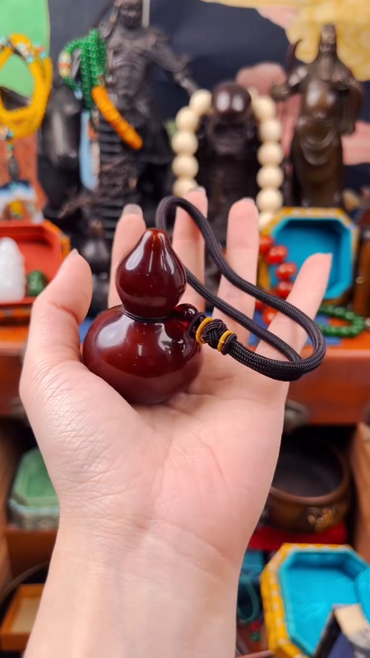 【闪购商品】蜜蜡裸石未镶嵌飞飞直播推荐精品 蜜蜡葫芦