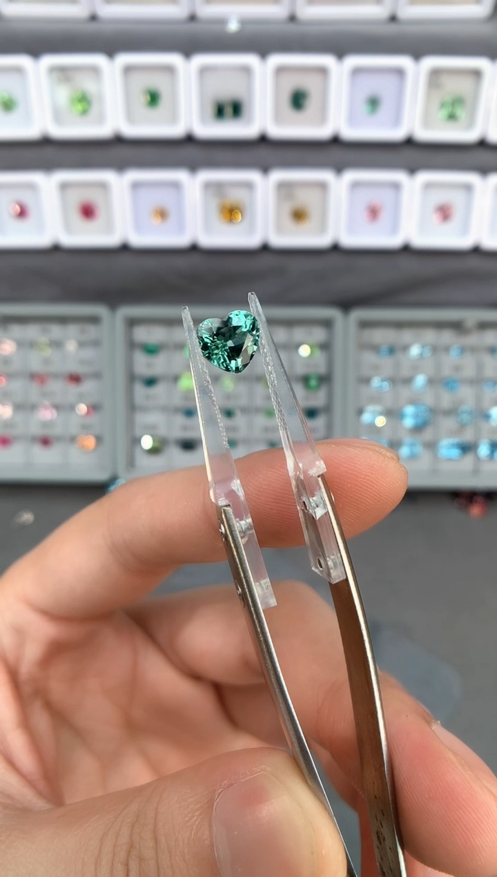 【闪购商品】定制碧玺裸石未镶嵌B11 1.9ct