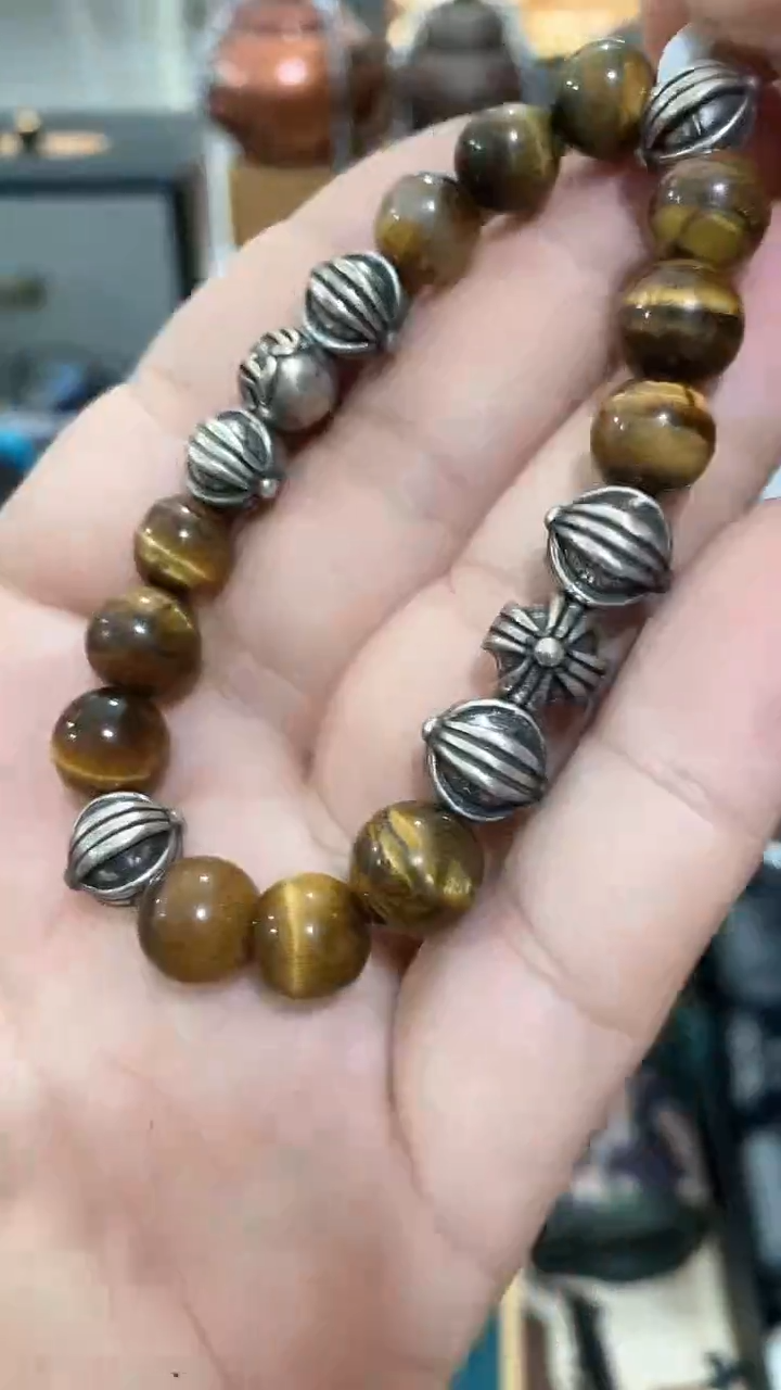 瓷片闪购商品  如图所示