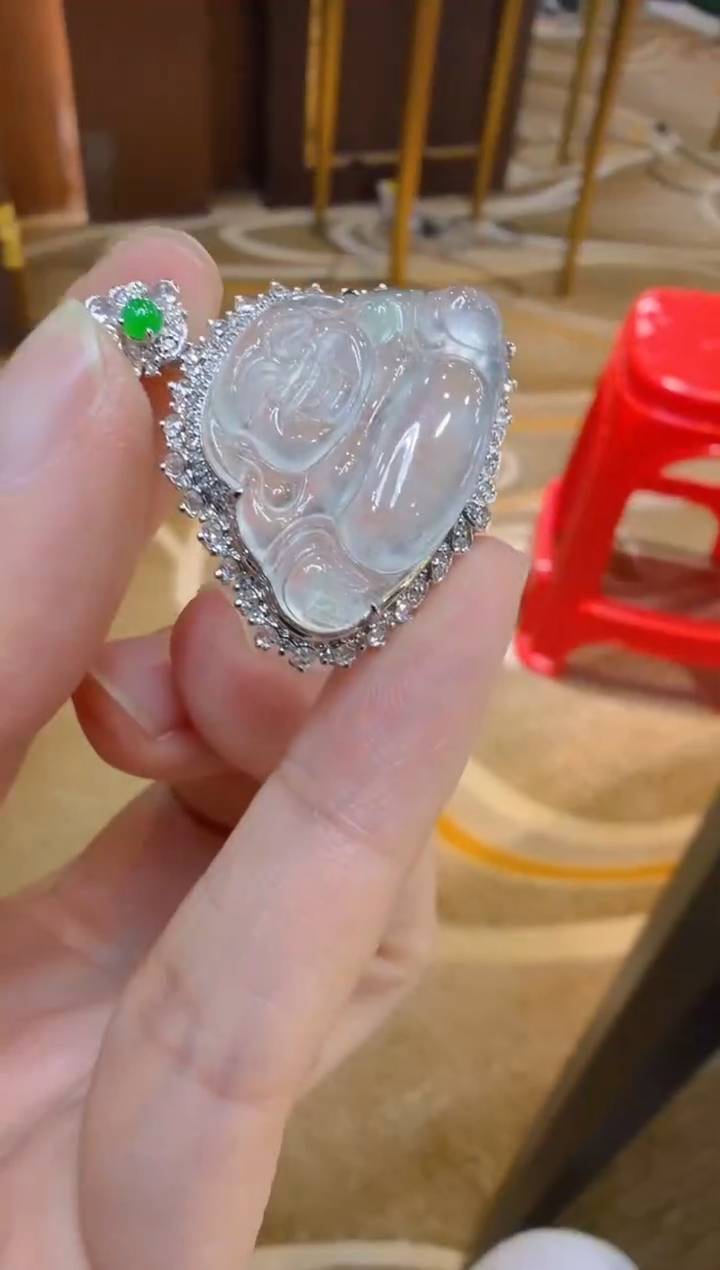 吊坠(不含链)18K金镶嵌翡翠多样性团购发一件