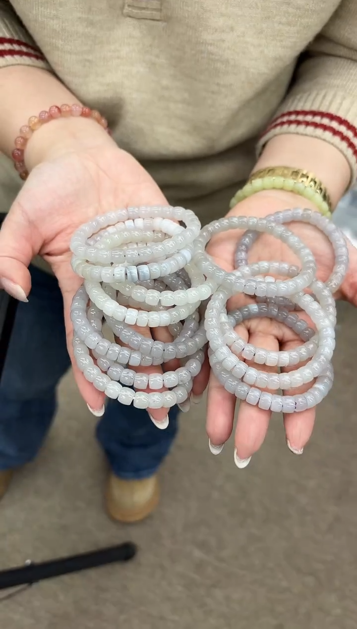 未镶嵌手串和田玉A-1多样性发其一