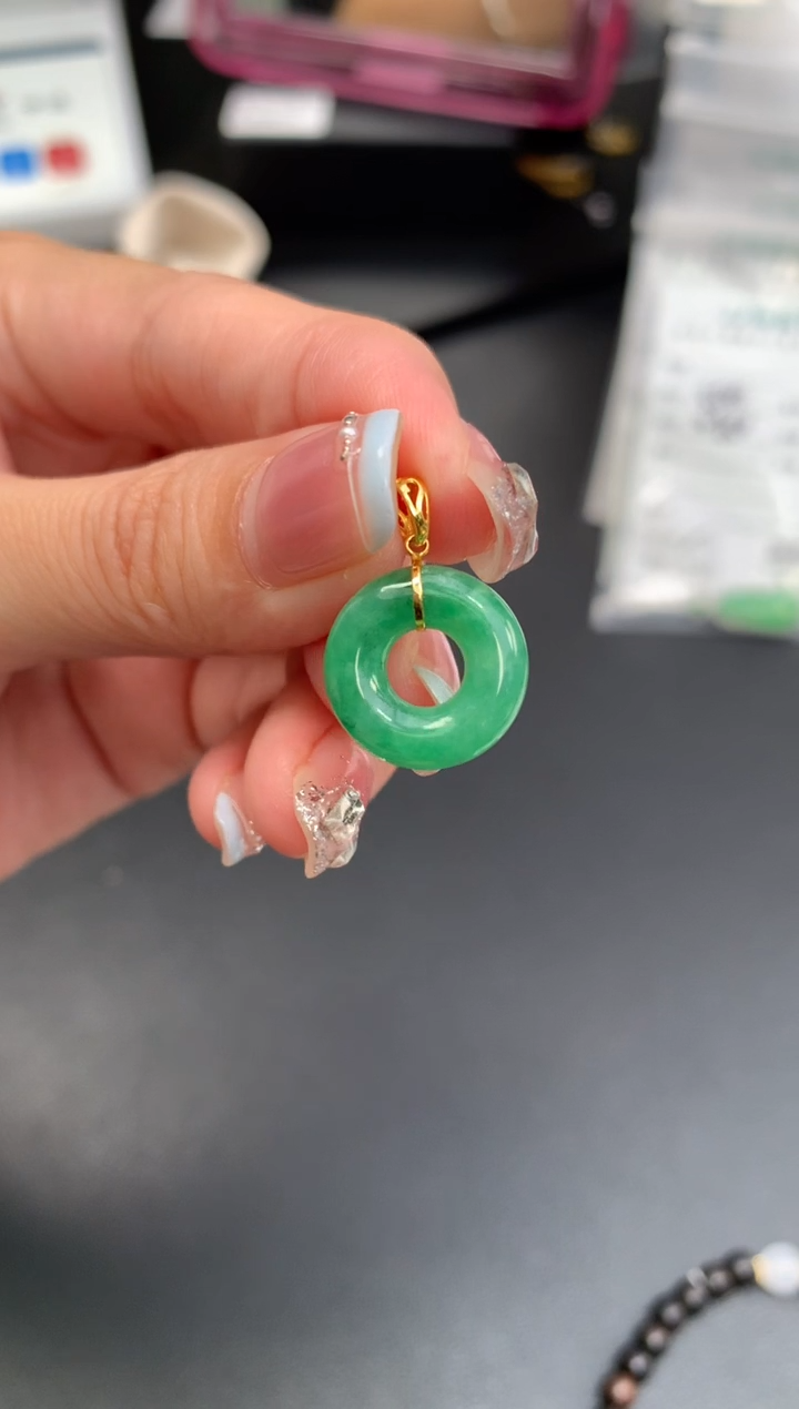 18K金镶嵌定制翡翠48小时鉴赏期 退货不扣服务费