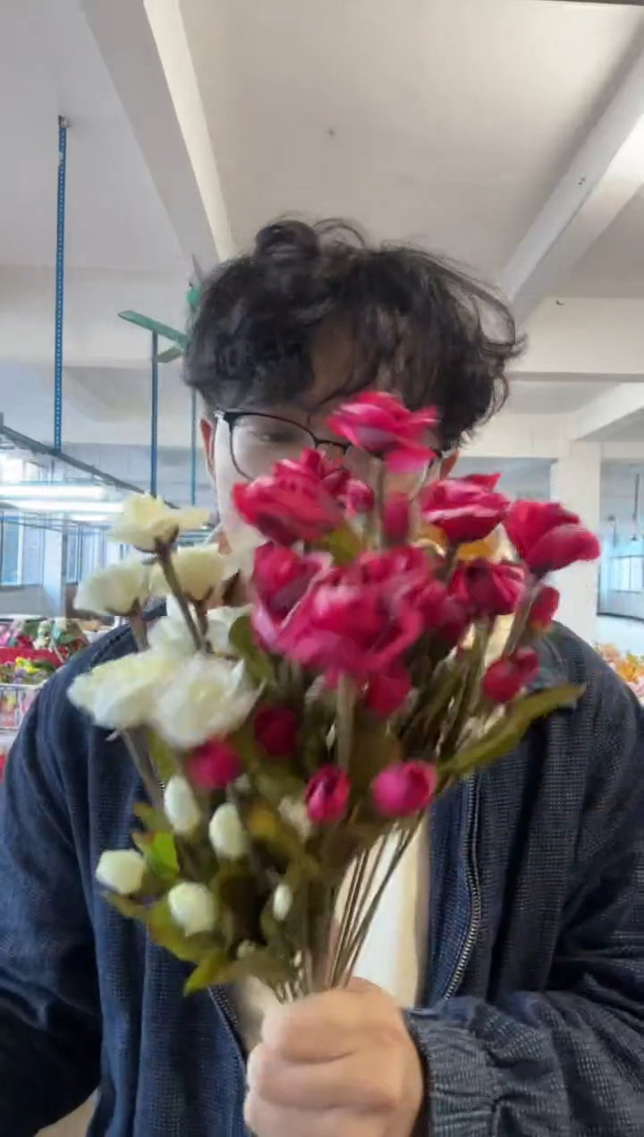 【闪购商品】仿真花朵玫瑰花