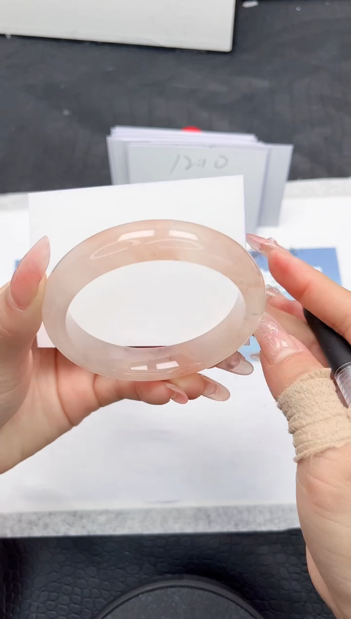 【闪购商品】石英质玉手镯未镶嵌N326-58.4