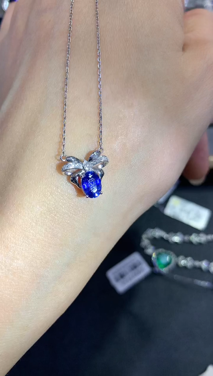 【闪购商品】蓝宝石项链18K金镶嵌a304