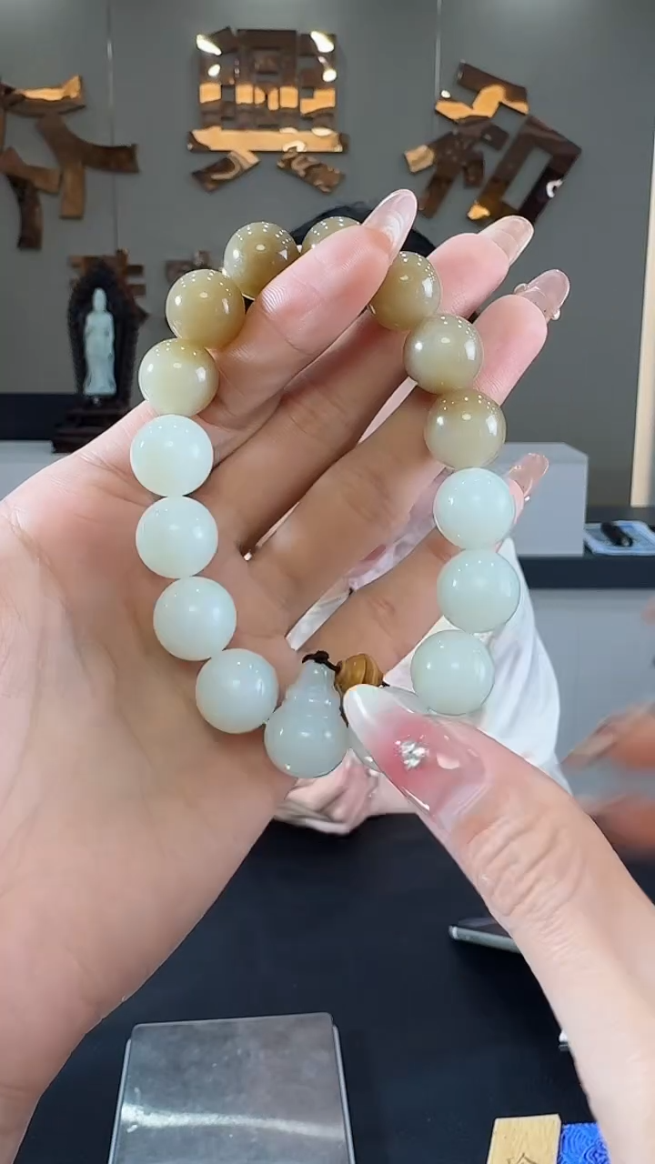 【闪购商品】和田玉手串未镶嵌手串约卡14