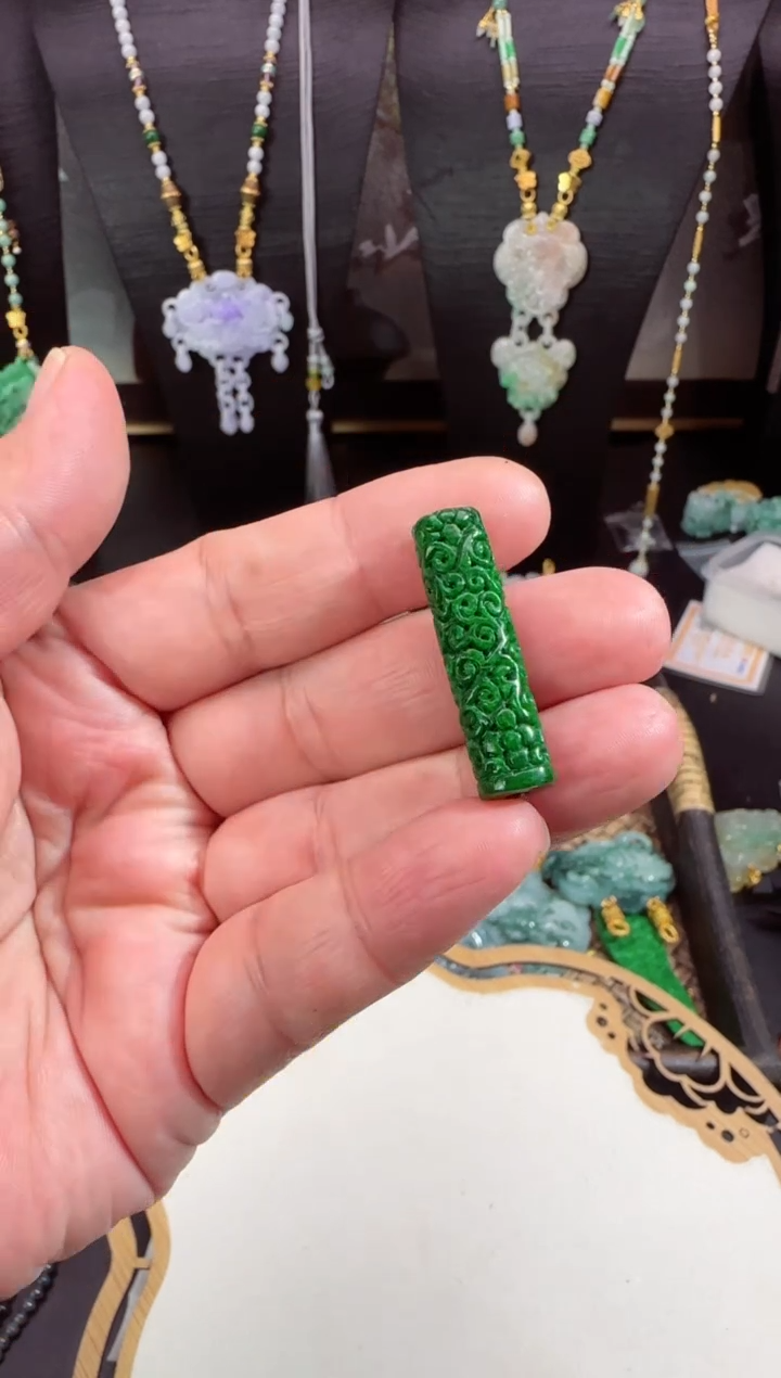 【闪购商品】翡翠颈饰未镶嵌拍照