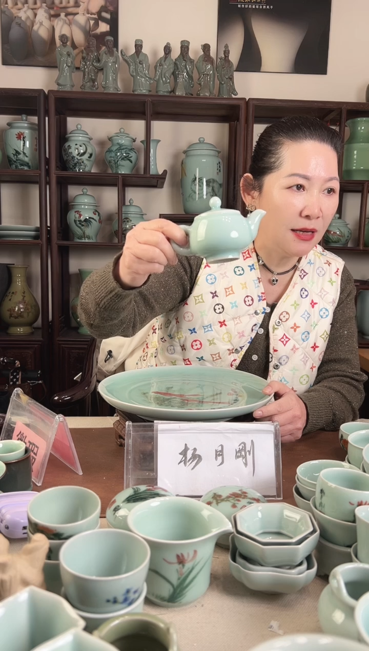 纯手工 粉青 壶（大口）