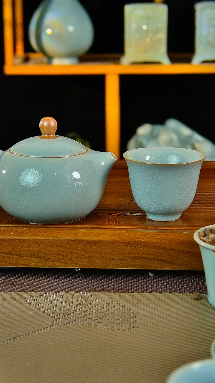 【闪购商品】晓玲专属闪购原矿原釉汝瓷福利壶