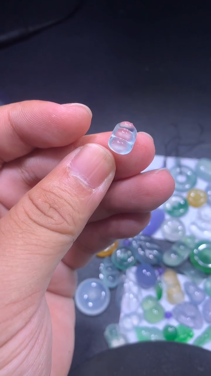 颈饰未镶嵌翡翠豆子