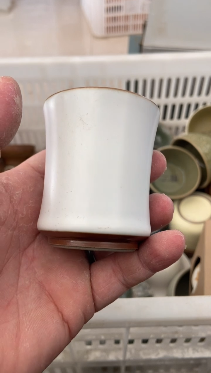 杯无运费险有瑕疵的摄影的产品有使用过的痕迹有点脏介意勿拍