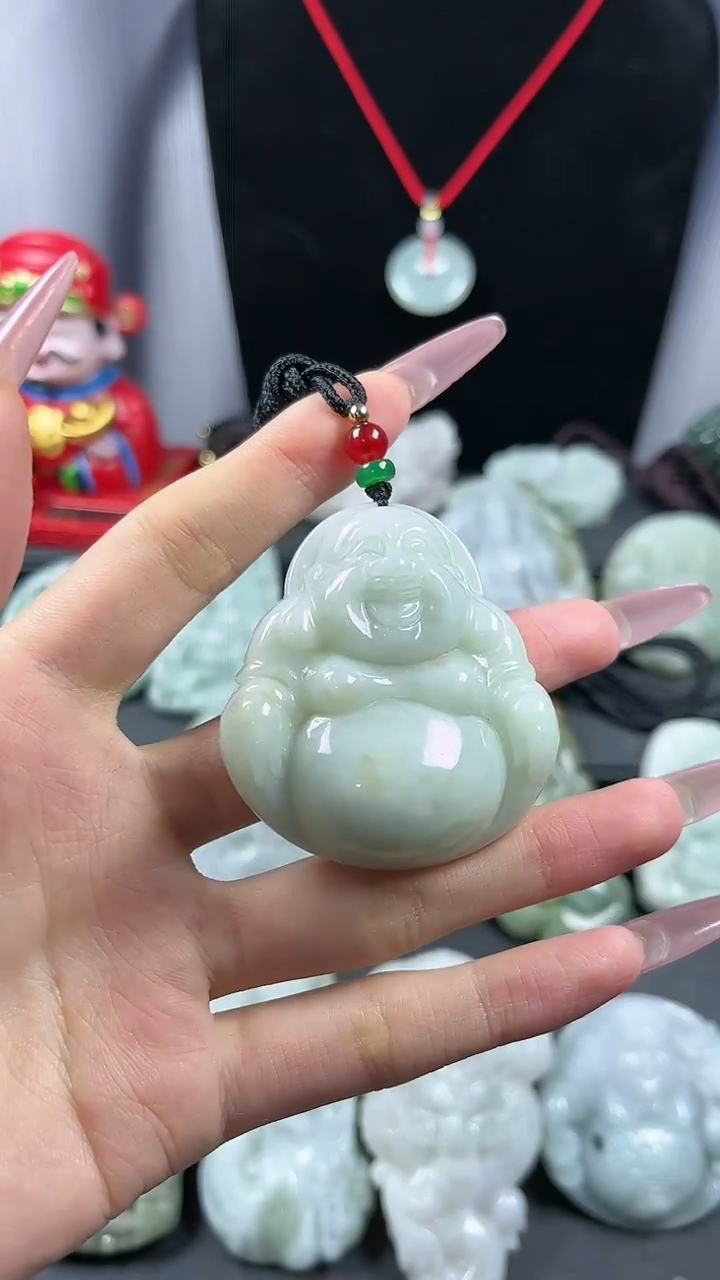 【闪购商品】翡翠颈饰未镶嵌大肚佛