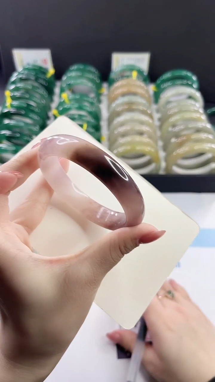 未镶嵌手镯石英质玉多样性发货V36