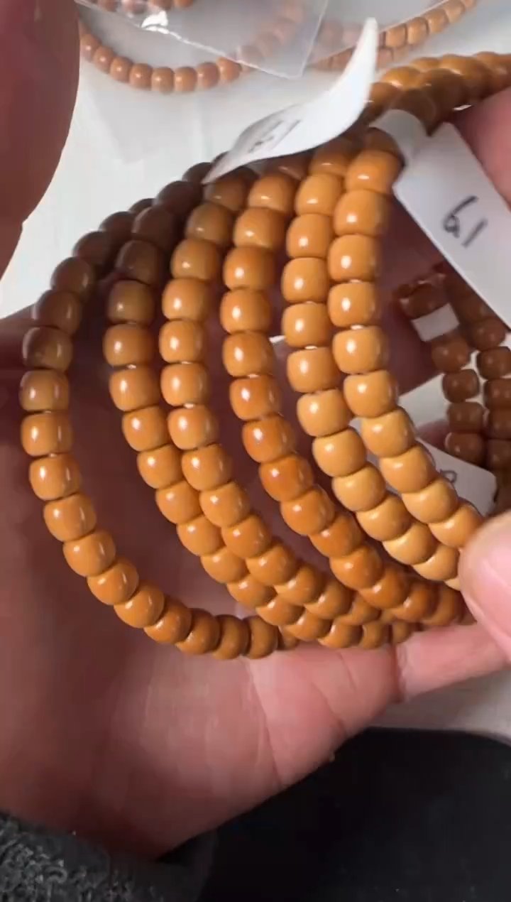 吊坠橄榄核6左右  22号核尖