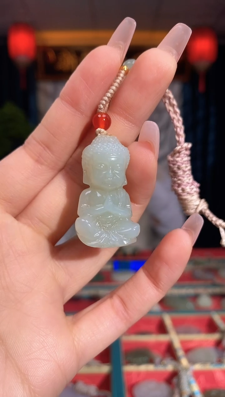 【闪购商品】和田玉颈饰未镶嵌宝宝佛