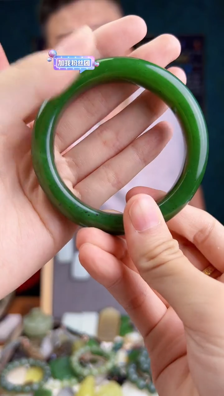 和田玉手镯未镶嵌多样性发货 拍一单发一个52-64