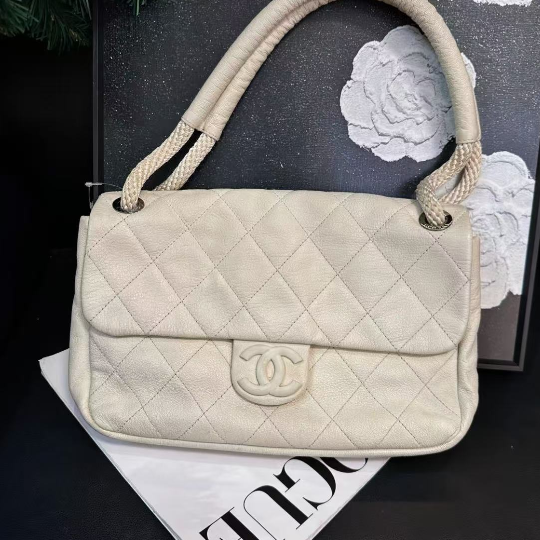 95新 Chanel/香奈儿 白色粗肩带单肩包/13开