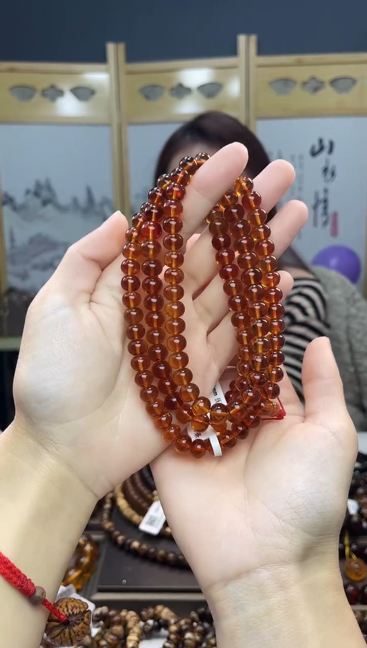 【闪购商品】琥珀裸石未镶嵌8+樱桃红108