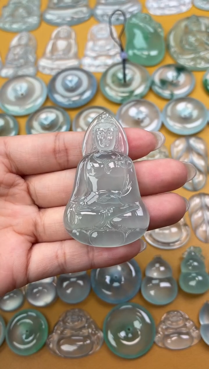 吊坠(不含链)未镶嵌翡翠39 观音 56.6 35.5 5.5