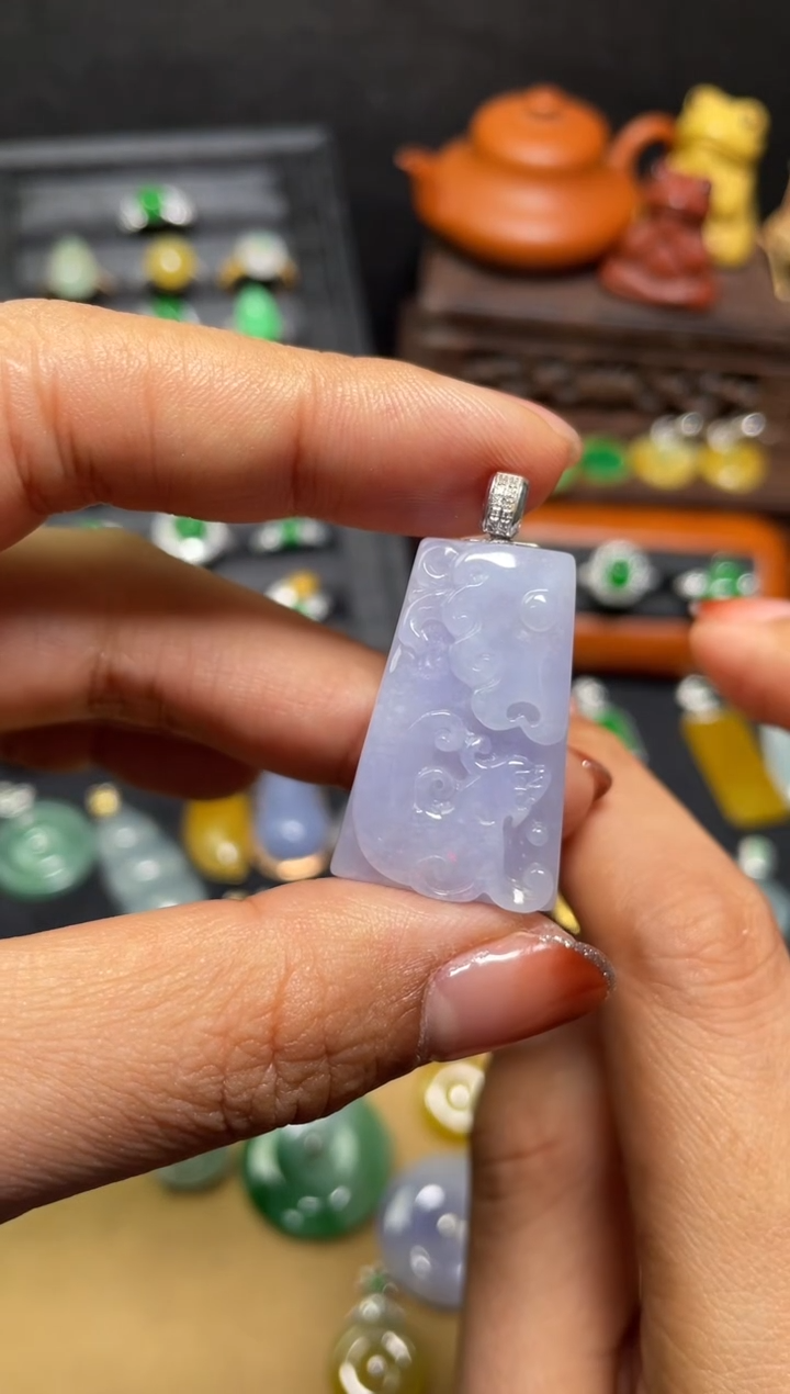 【闪购商品】翡翠吊坠(不含链)18K金镶嵌龙牌48小时鉴赏期