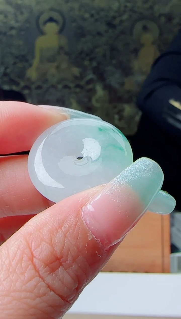 【闪购商品】翡翠颈饰未镶嵌11111111