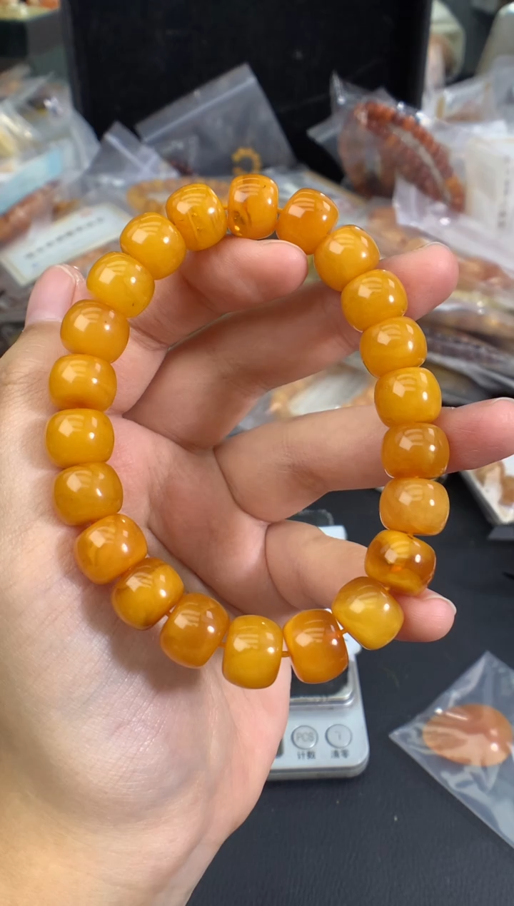蜜蜡未镶嵌珠宝奇石1