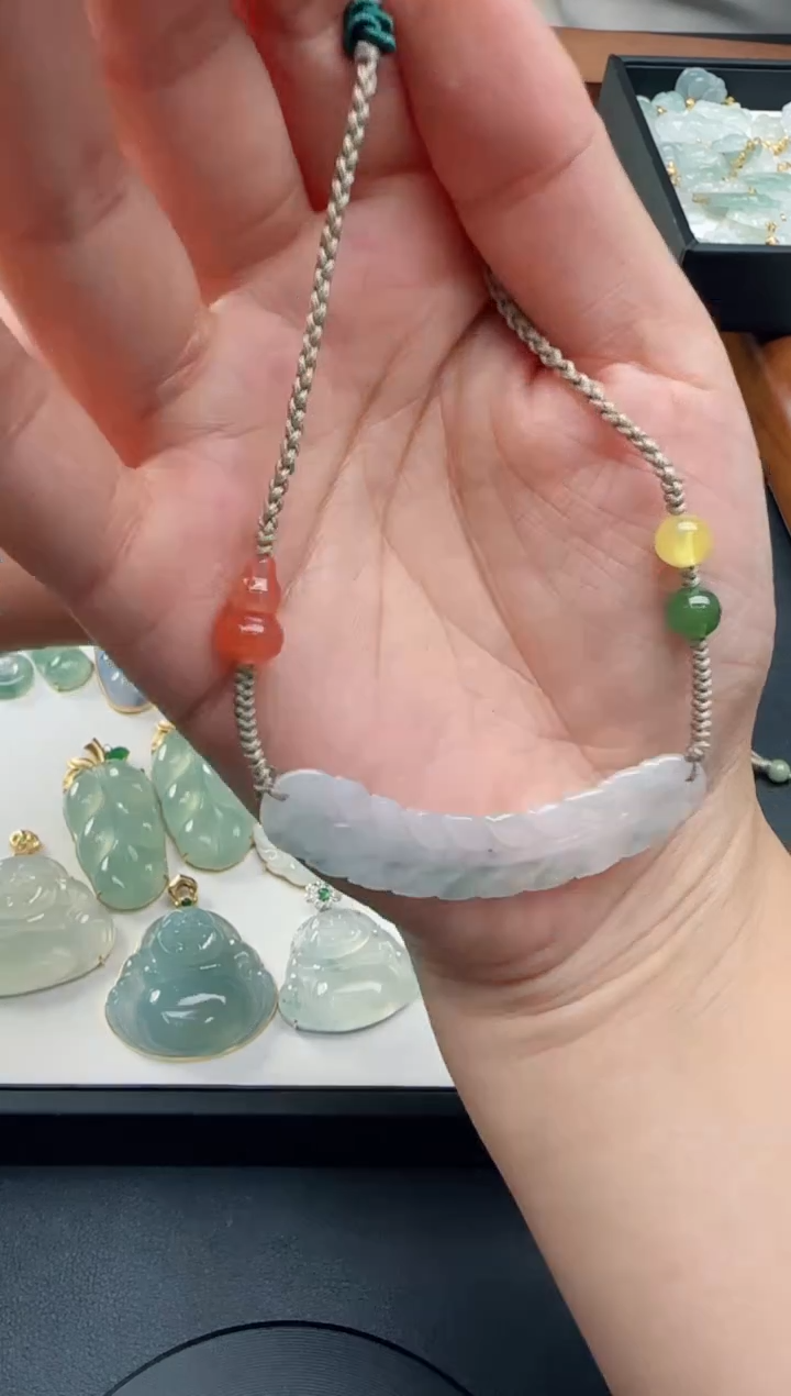 【闪购商品】翡翠颈饰未镶嵌TZG0118230