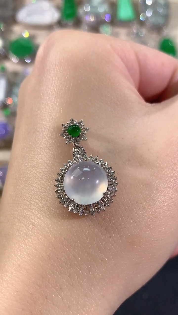 吊坠(不含链)18K金镶嵌翡翠冬日珠宝W38