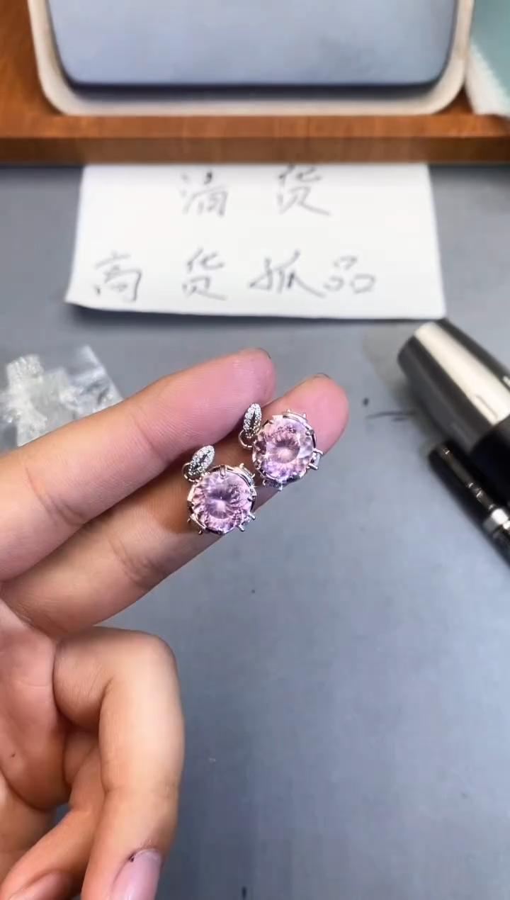 【闪购商品】石英质玉珠宝奇石合金1
