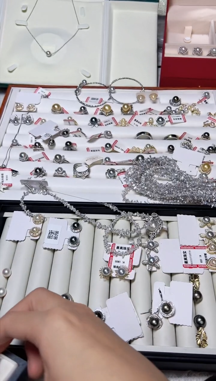 【闪购商品】海水珍珠耳饰银S925镶嵌15