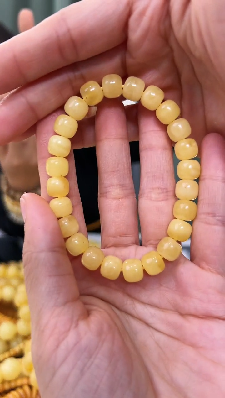 【闪购商品】琥珀手链未镶嵌微瑕蜜蜡手串