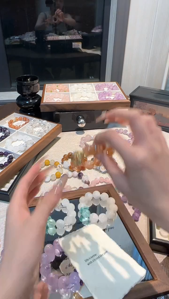 未镶嵌手串水晶红胶花、