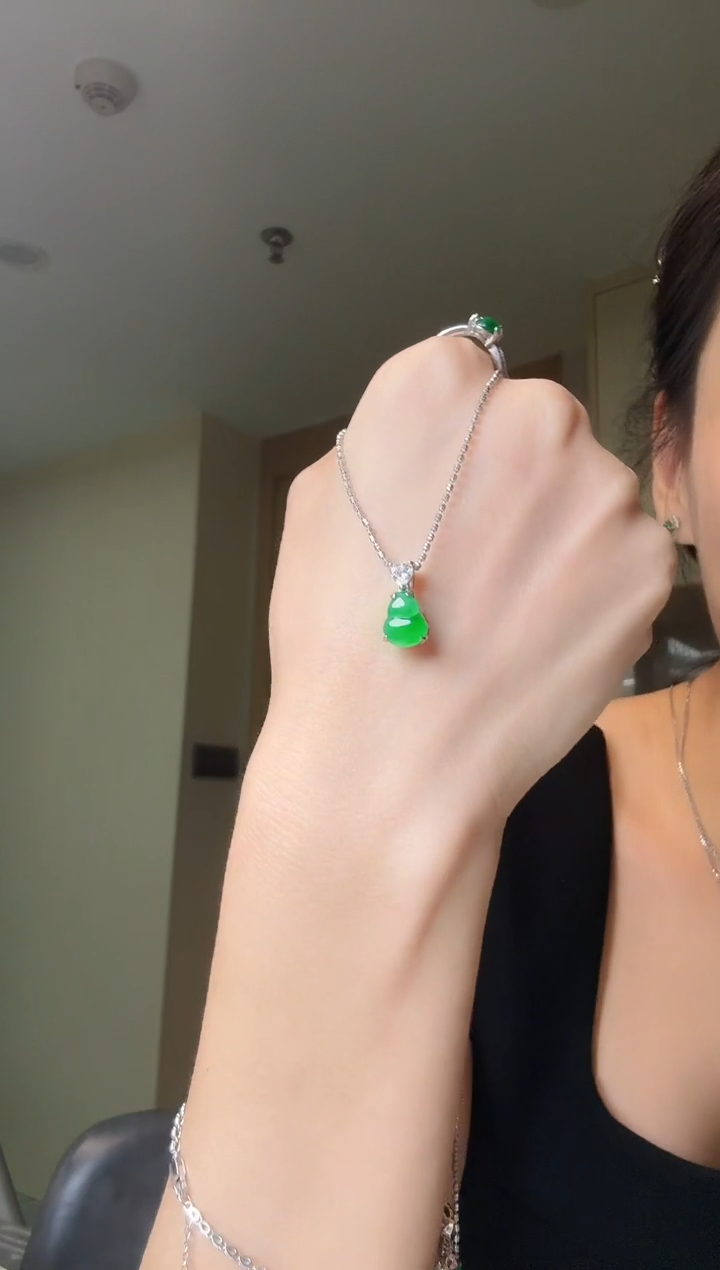 翡翠银S925镶嵌吊坠(不含链)天然翡翠吊坠