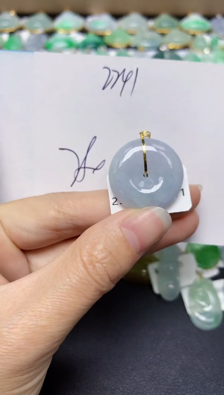 翡翠18K金镶嵌颈饰天然翡翠A货