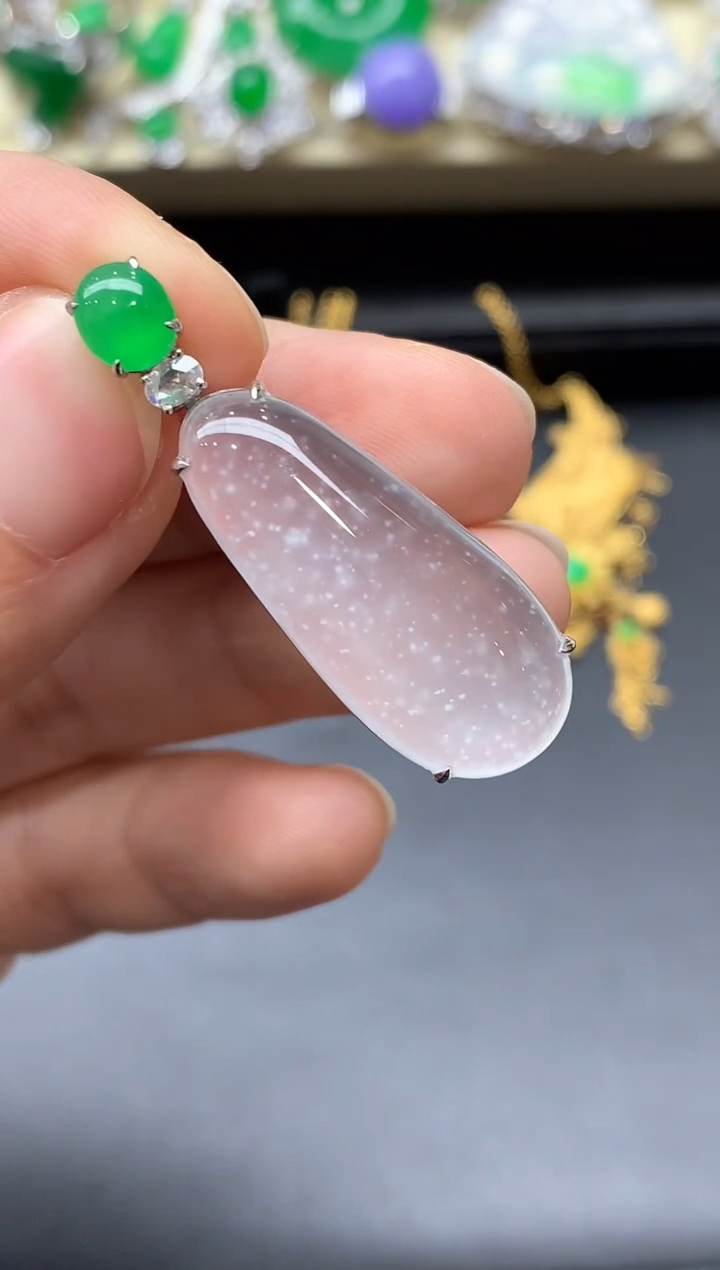 颈饰18K金镶嵌翡翠660中国好珍宝