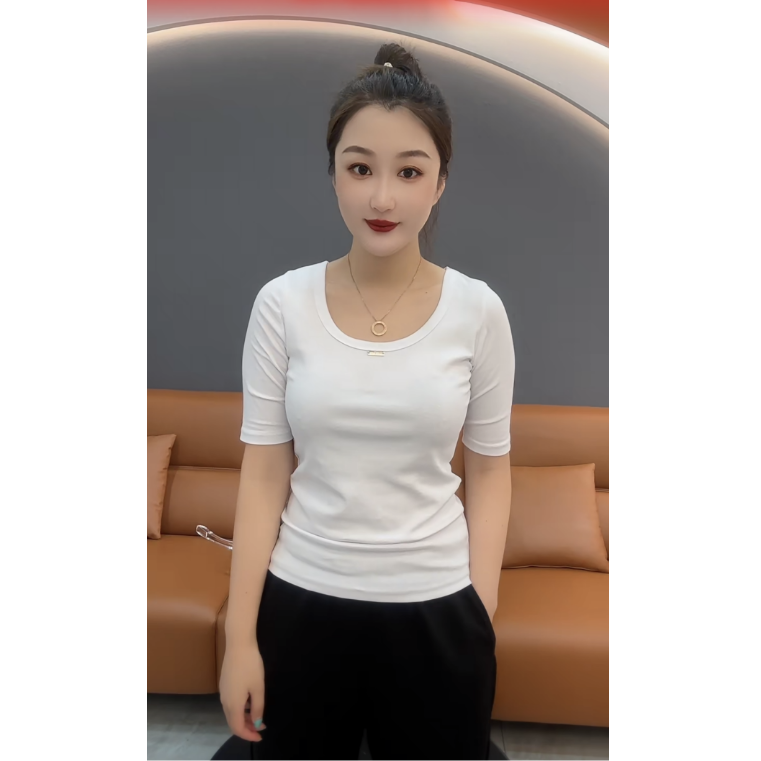 简约纯色银牌U领打底衫