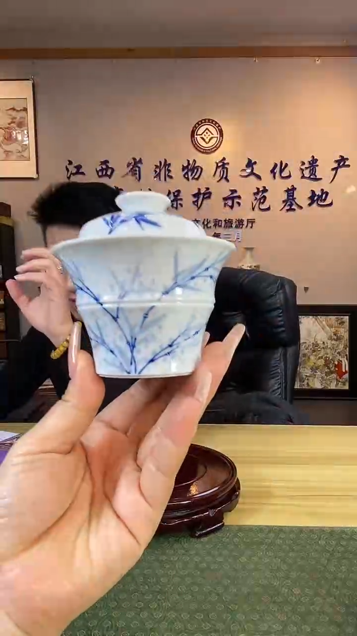 【闪购商品】景德镇青花手工手绘陶瓷