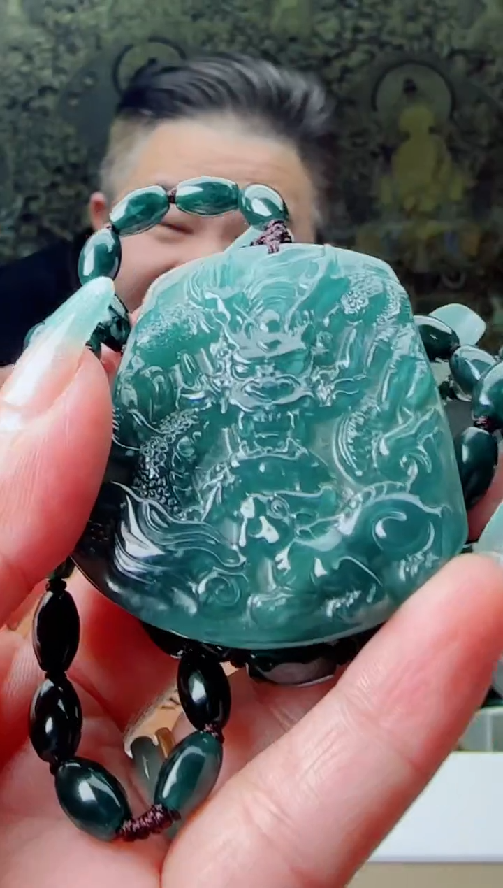 【闪购商品】翡翠颈饰未镶嵌多样性随机发其一