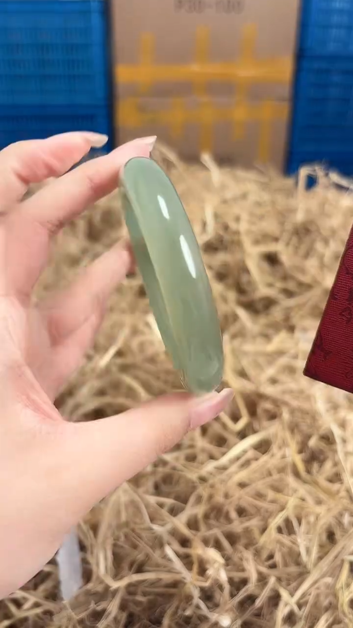 未镶嵌手镯石英质玉D-3313