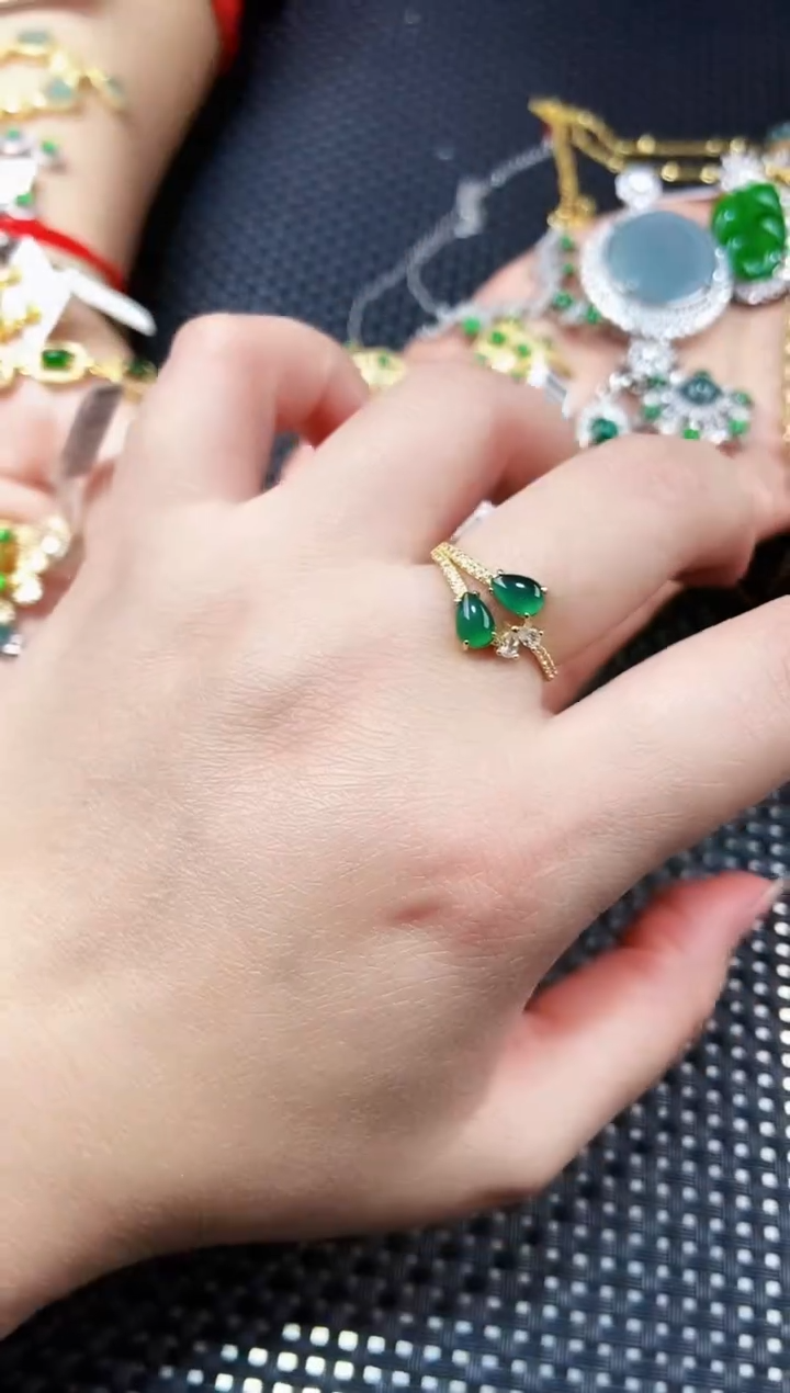 【闪购商品】翡翠戒指未镶嵌11111111