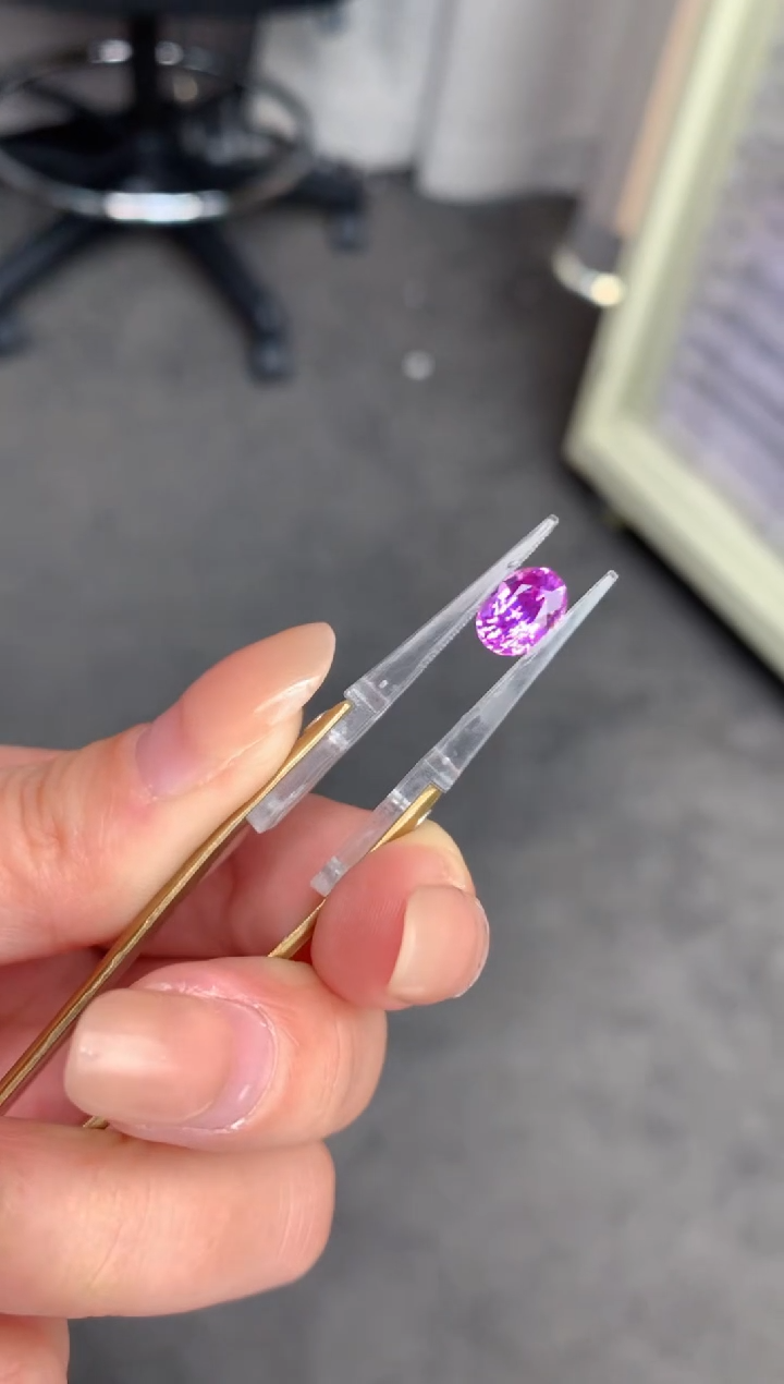 【闪购商品】彩色蓝宝石裸石未镶嵌2.6ct无烧紫蓝宝