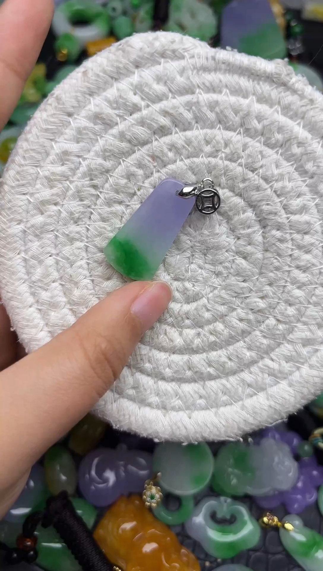 颈饰未镶嵌翡翠缅甸翡翠吊坠