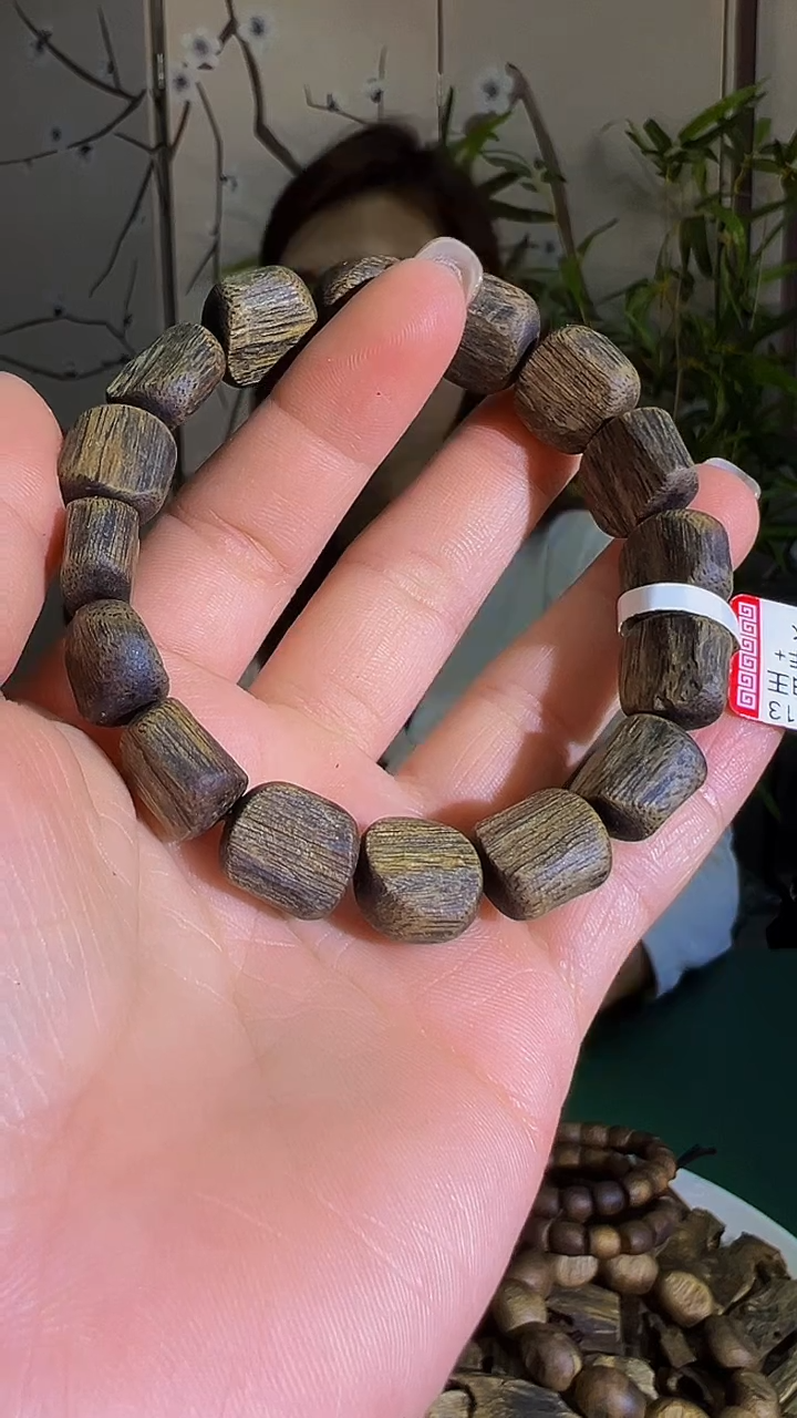【闪购商品】沉香手串沉水老料树心油单圈