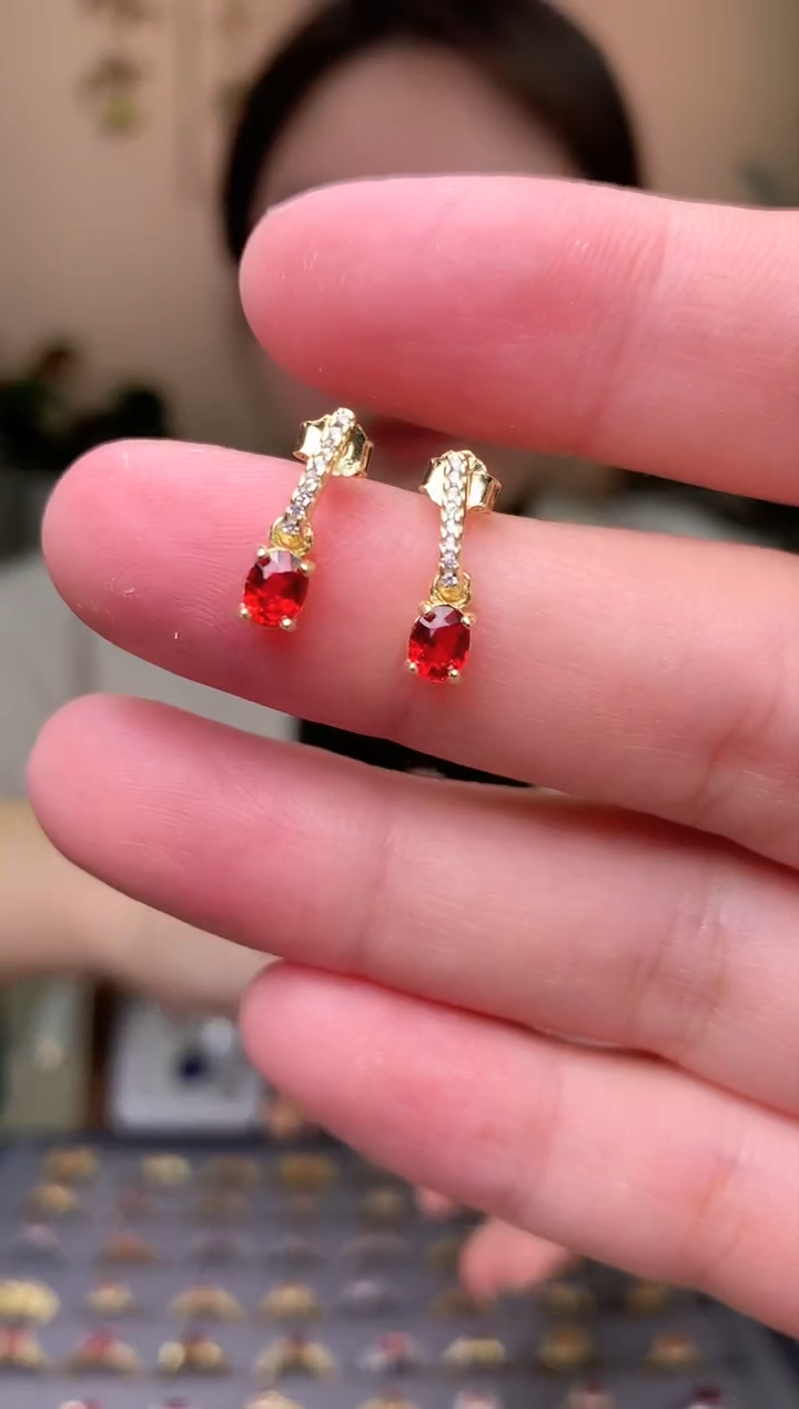 【闪购商品】蓝宝石耳饰银S925镶嵌耳饰