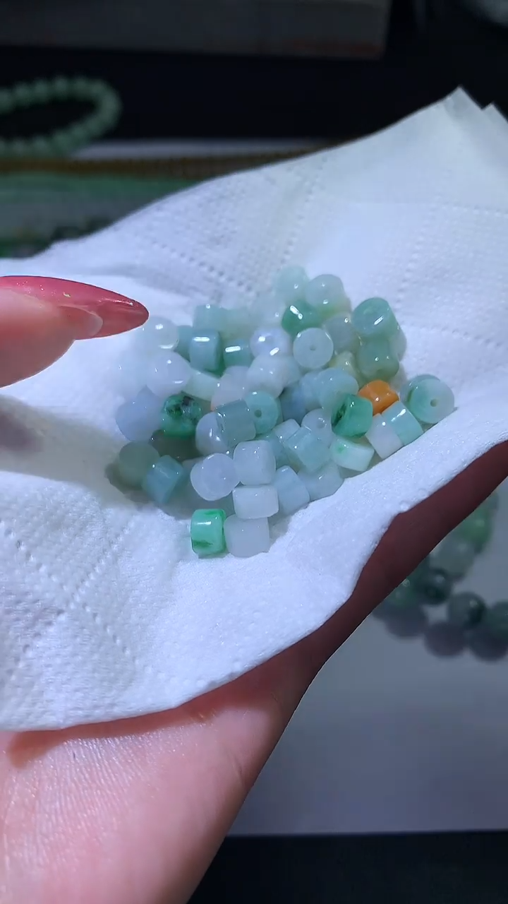 颈饰未镶嵌翡翠ZX031927