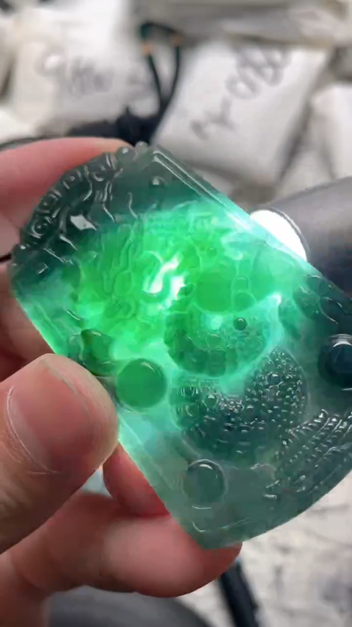 颈饰未镶嵌翡翠888