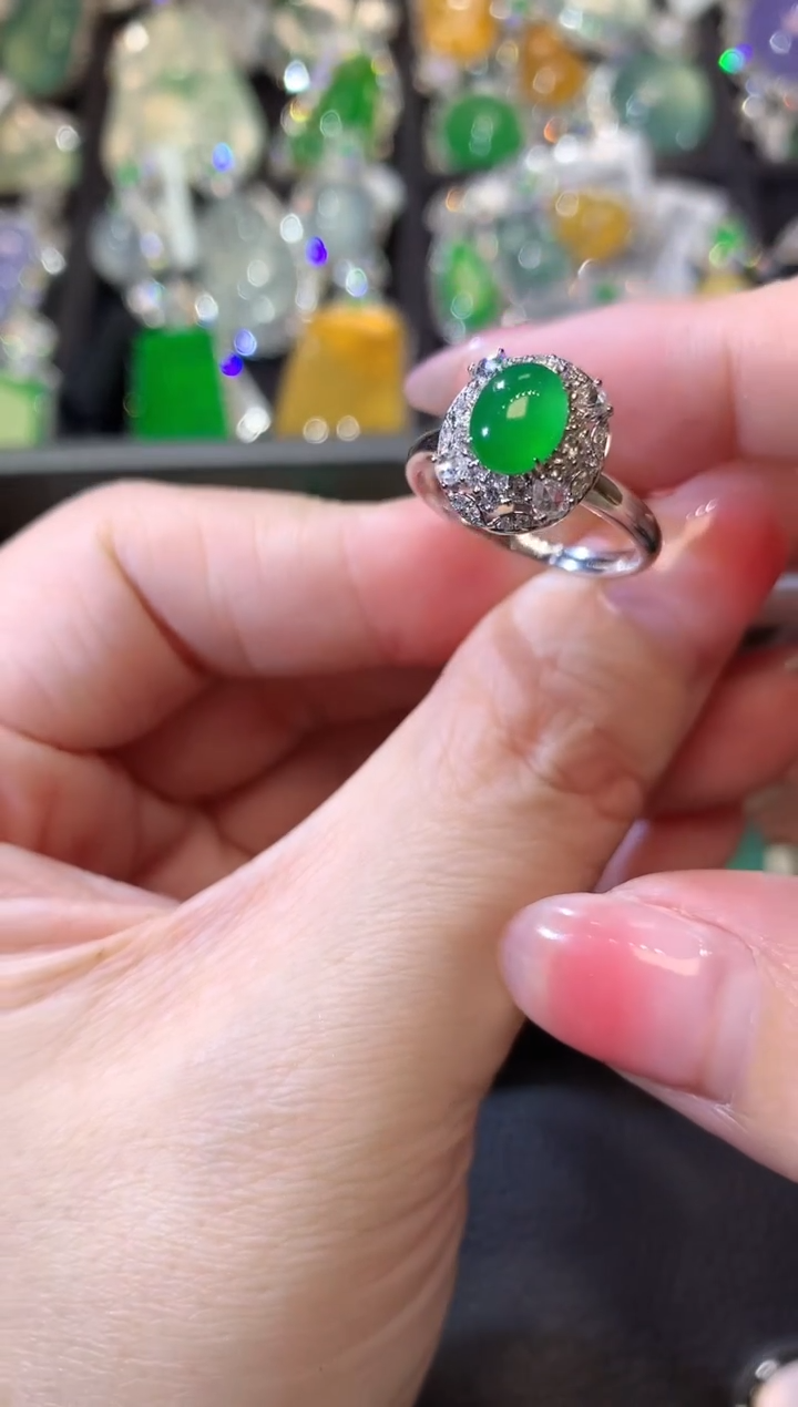 【闪购商品】翡翠戒指18K金镶嵌D21 翡翠