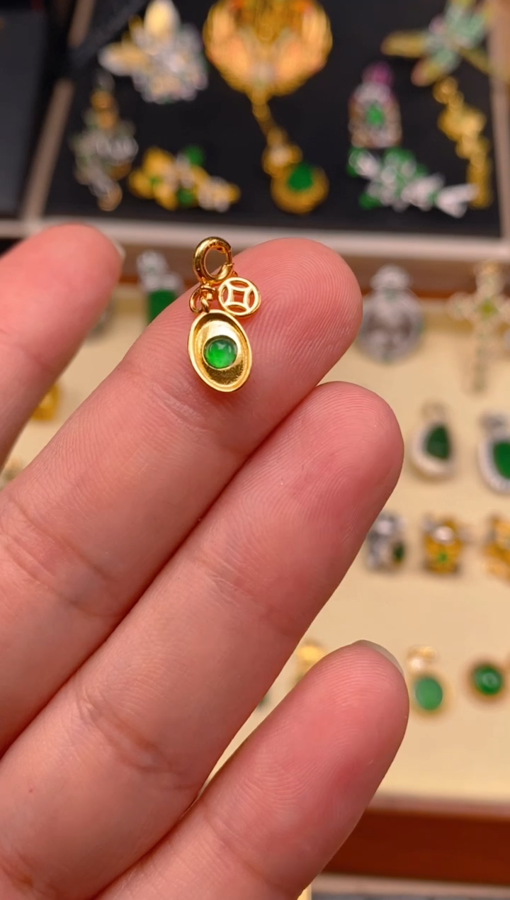 【闪购商品】翡翠吊坠(不含链)银S925镶嵌万能扣
