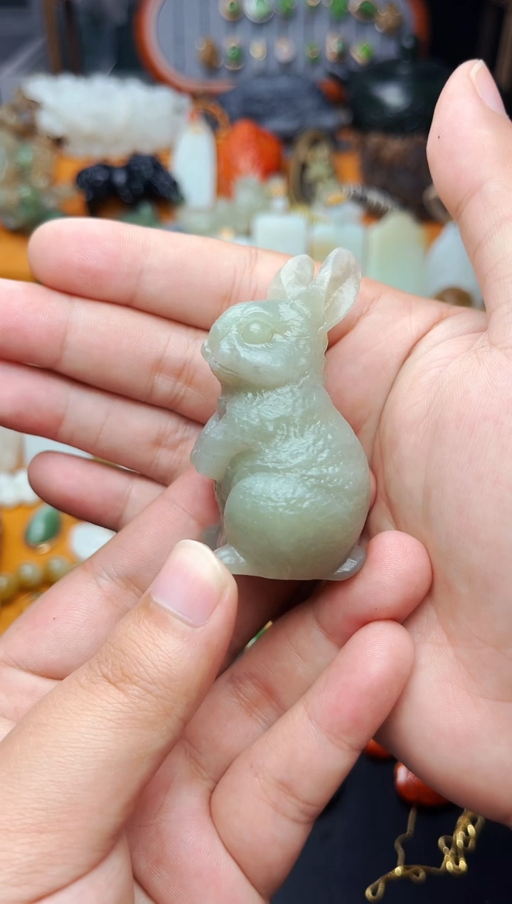 【闪购商品】和田玉摆件未镶嵌兔子