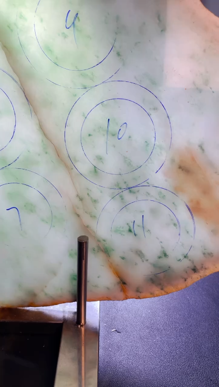 未镶嵌翡翠定制翡翠M**C翡翠